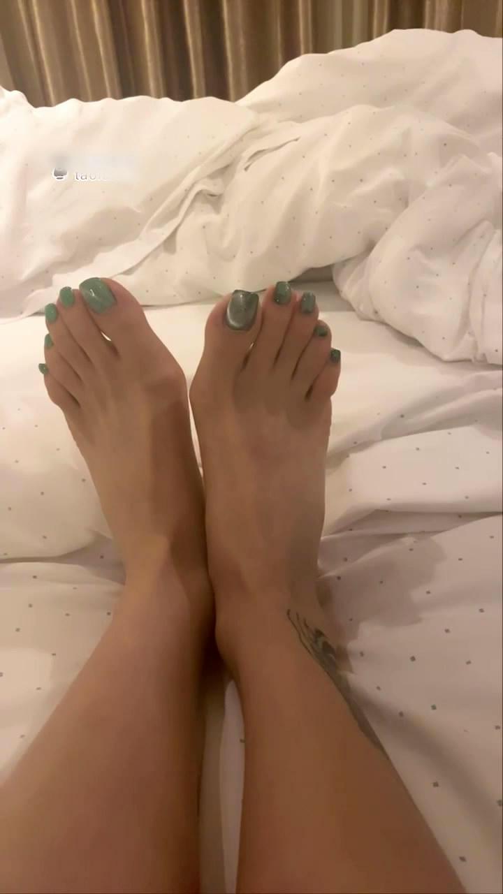 ����-����С�ñ����³����۽ŵ�