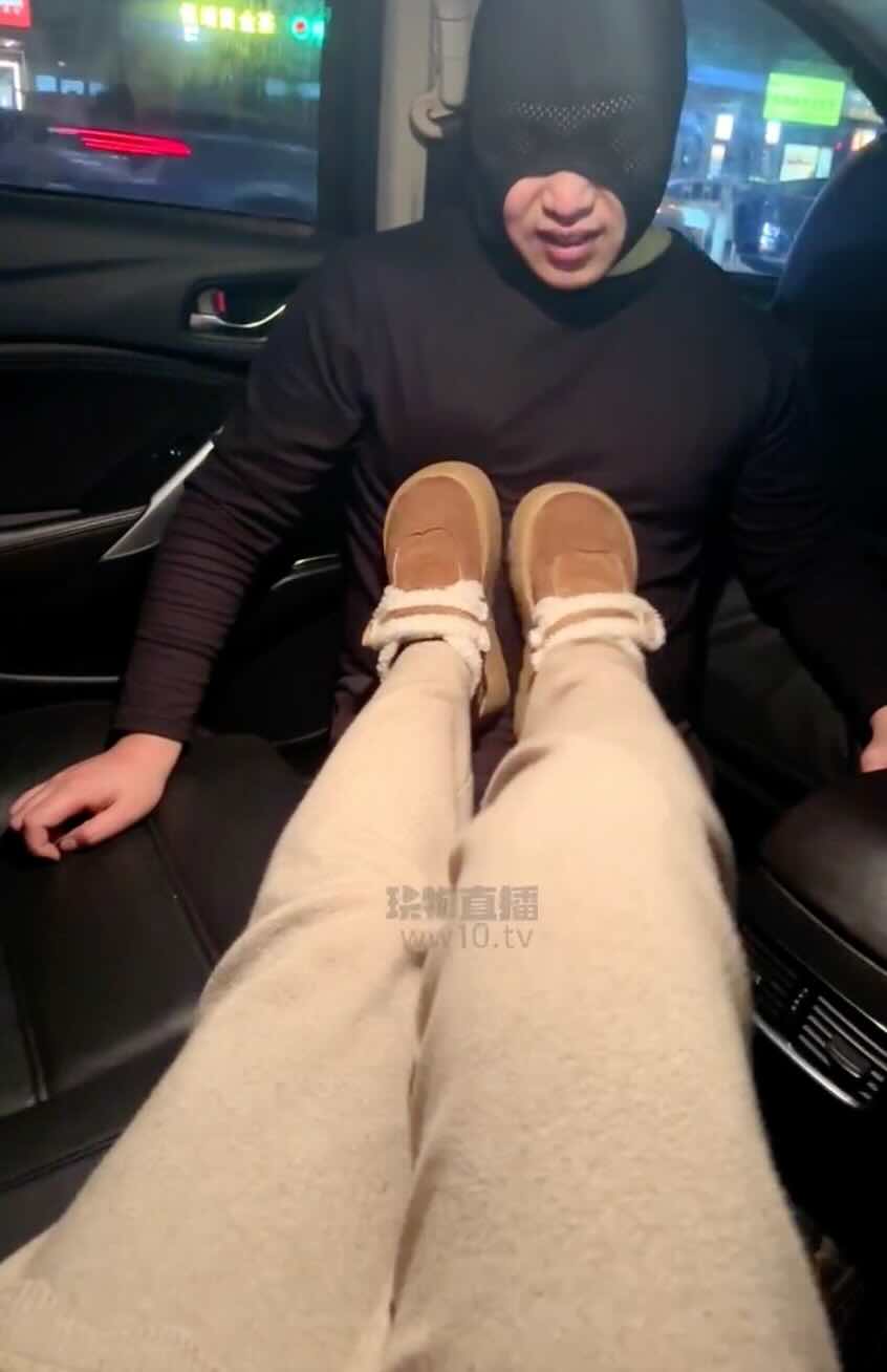 �������ھ������������ԱС���
