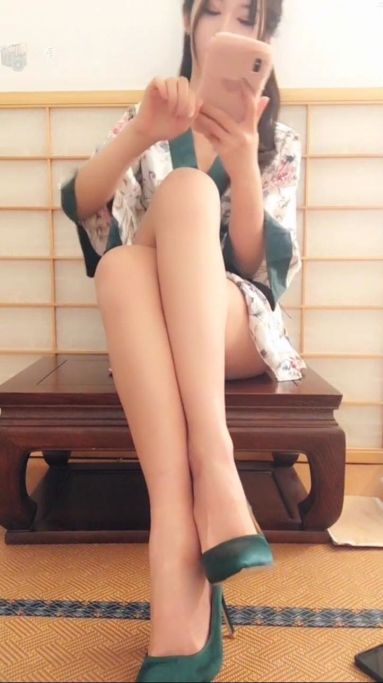 ����ֱ�� �ͷ�Ů������߸�