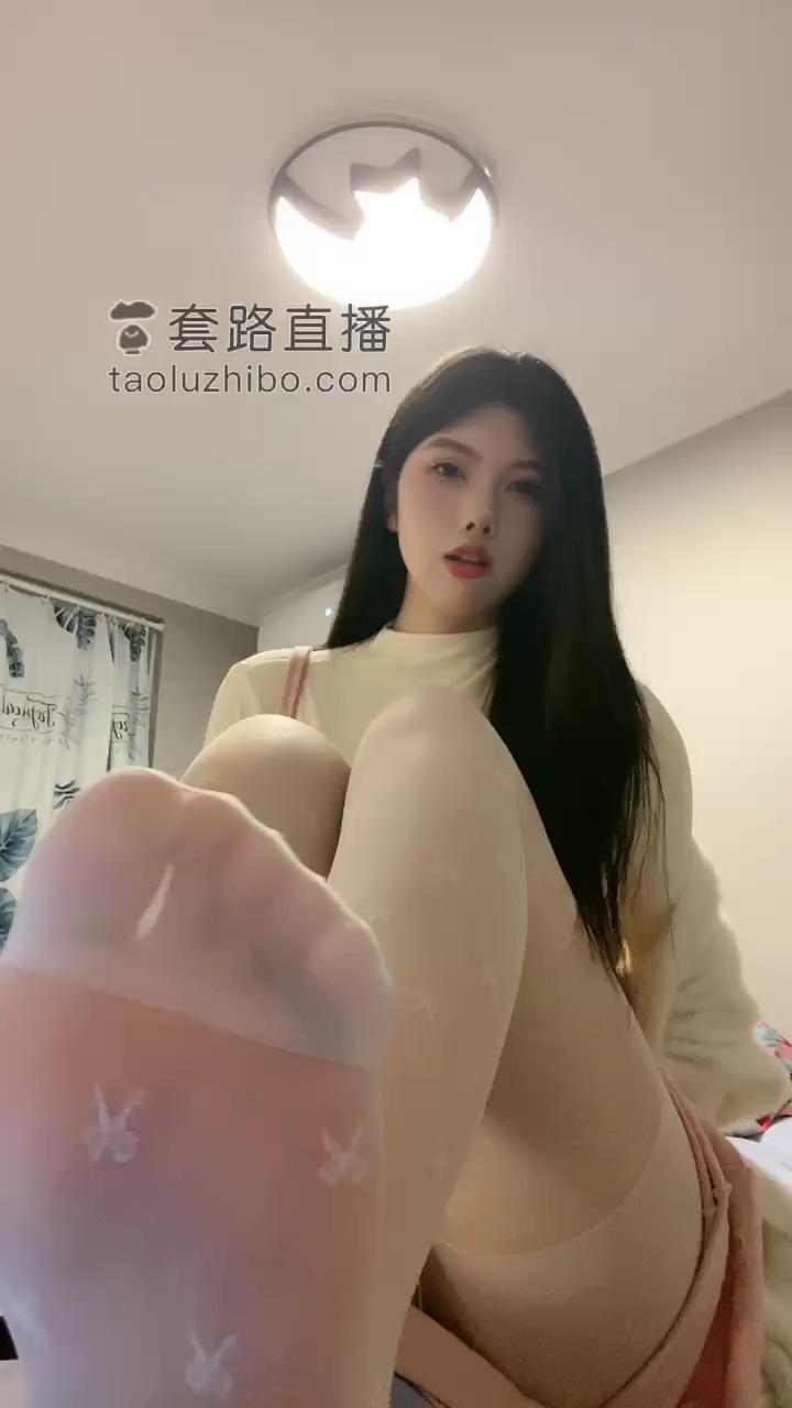 ����·ֱ��������yaO�����Σ����̵�եJ��һ��